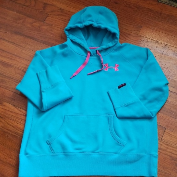 Under Armour Sweaters - 💙 UnderArmour hoodie